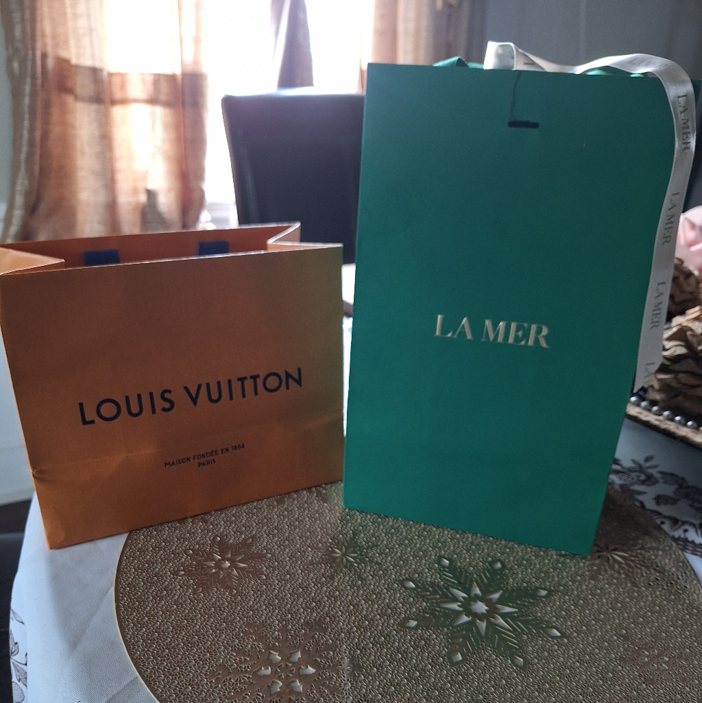La Mer Green Gift Bag With Gold Logo And Louis Vuitton Gift Bag